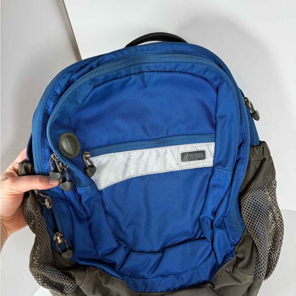 MEC 26L Deluxe Book Bag In Blue And Grey *PLEASE READ*